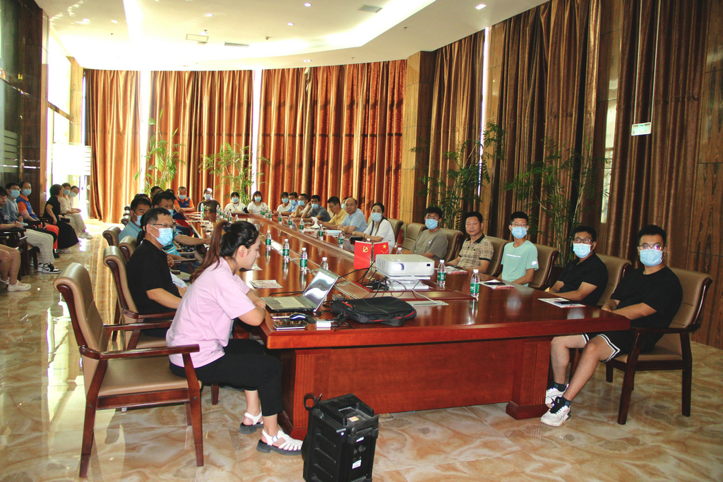 注册即送28元体验金集团举行2022年职工子女高考奖学金发放仪式 注册即送28元体验金集团举行2022年职工子女高考奖学金发放仪式