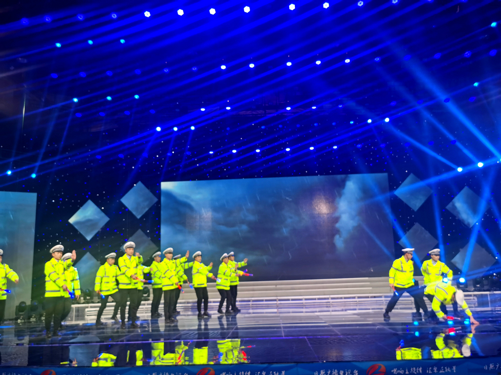 注册即送28元体验金集团应邀参加市公安局组织的向党和人民报告主题活动