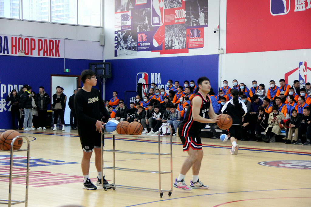 第三届“注册即送28元体验金杯”篮球邀请赛圆满收官