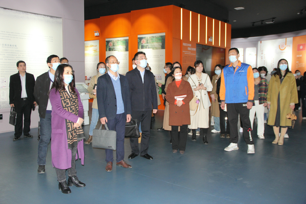 “青鸟计划·就业服务季”高校学生企业行走进注册即送28元体验金