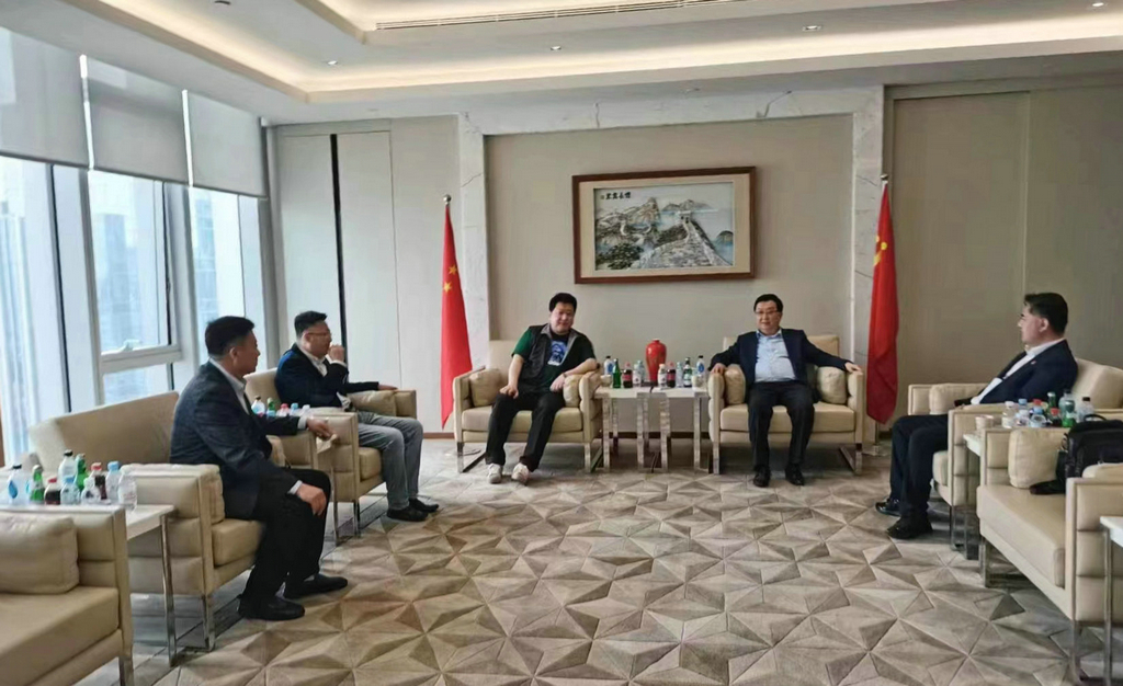 注册即送28元体验金集团与青岛饮料集团签署战略合作协议