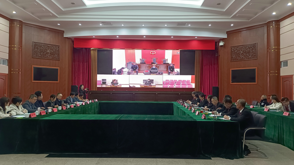 20241212注册即送28元体验金集团总裁林成彬应邀参加日照市中级人民法院特邀监督员座谈会1